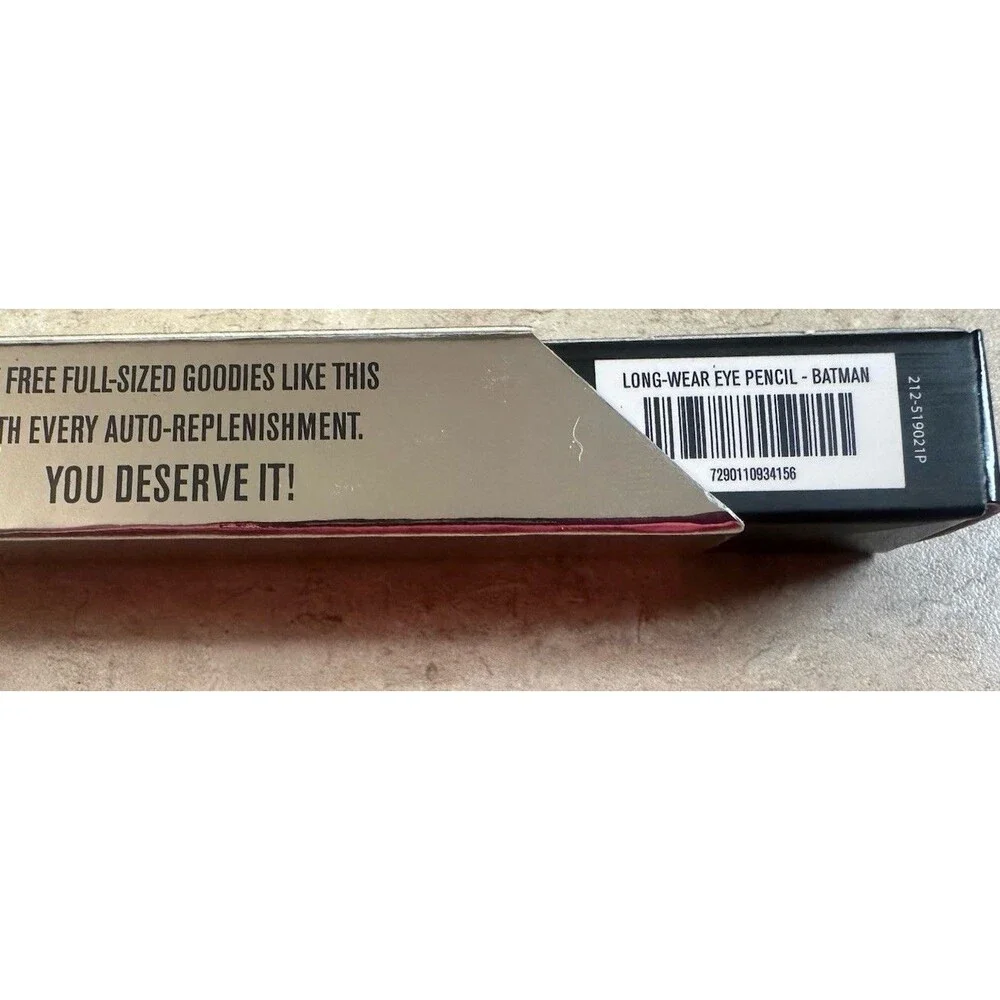 IL MAKIAGE Long-Wear Eye Pencil ~ BATMAN ~ 1.2g / .04 Oz Full Size NEW IN BOX